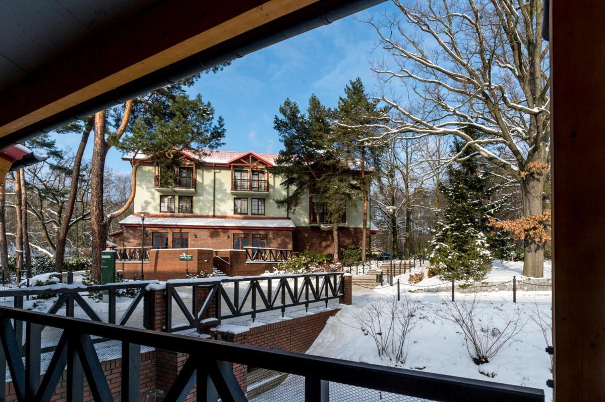 Stacja Nowa Gdynia Bed & Breakfast Aquapark Згеж Екстериор снимка