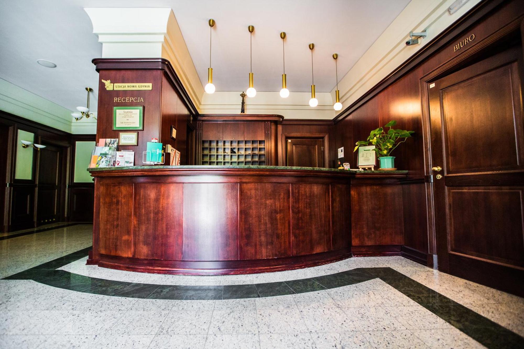 Stacja Nowa Gdynia Bed & Breakfast Aquapark Згеж Екстериор снимка