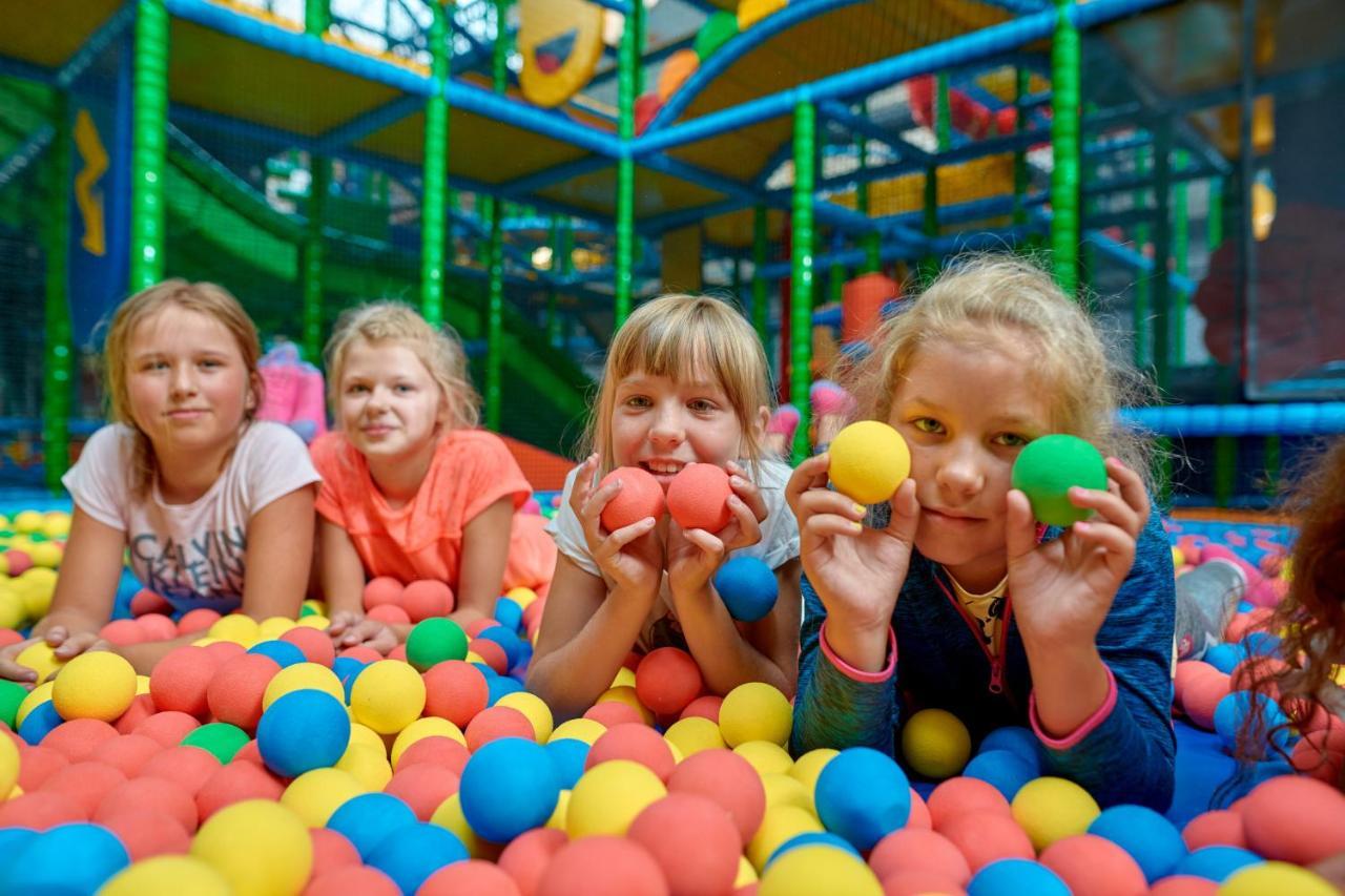 Stacja Nowa Gdynia Bed & Breakfast Aquapark Згеж Екстериор снимка